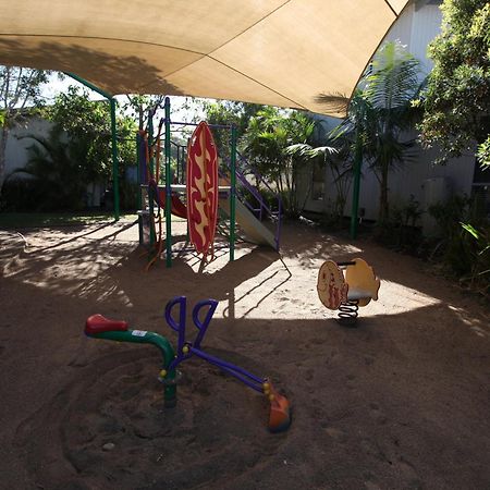 בלויס ביץ' Mobys Beachside Retreat מראה חיצוני תמונה