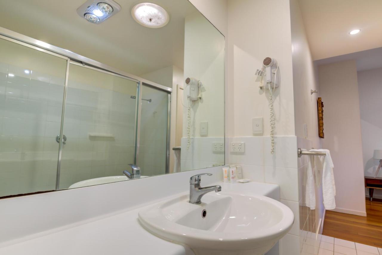 בלויס ביץ' Mobys Beachside Retreat מראה חיצוני תמונה