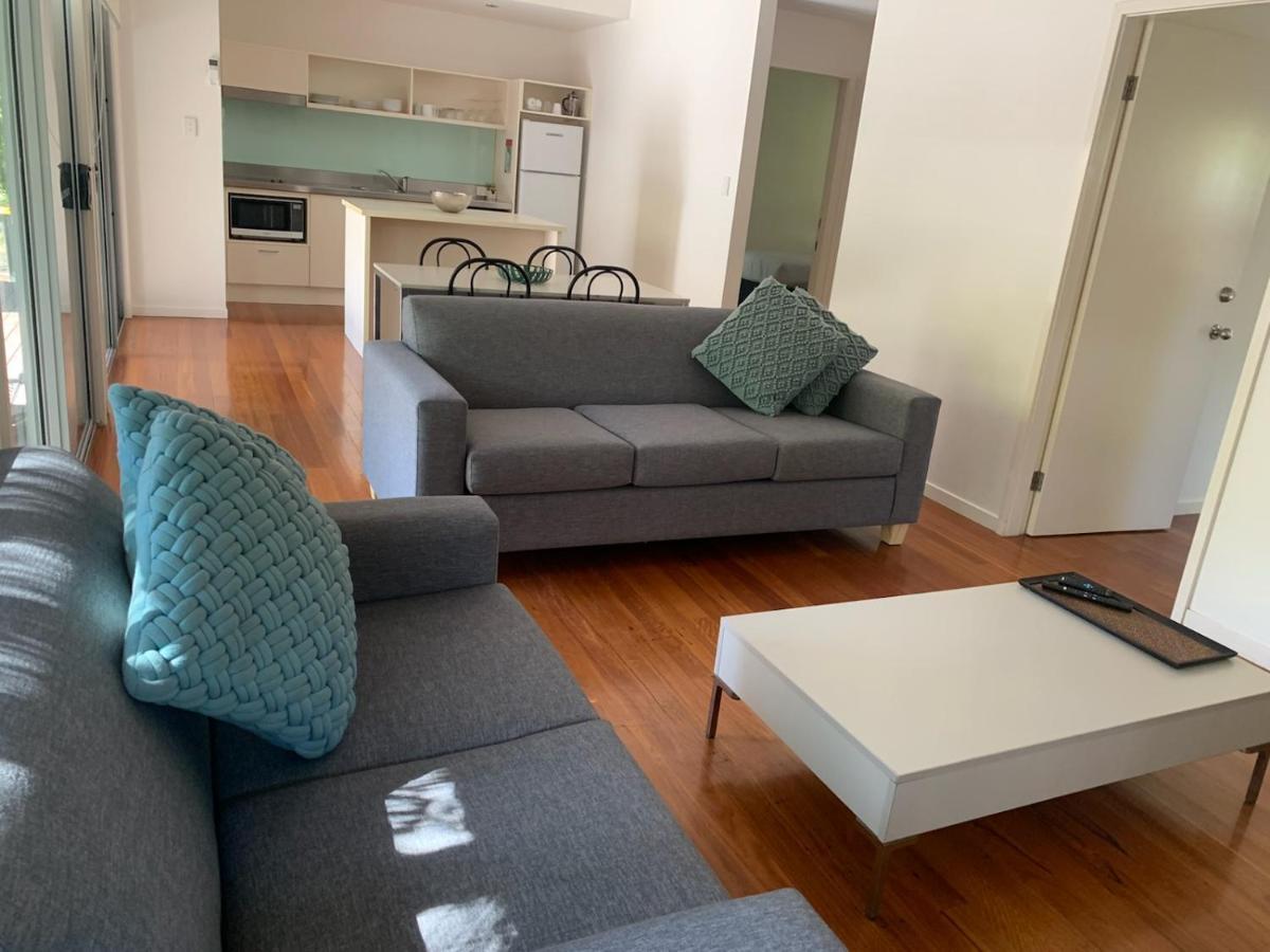 בלויס ביץ' Mobys Beachside Retreat מראה חיצוני תמונה