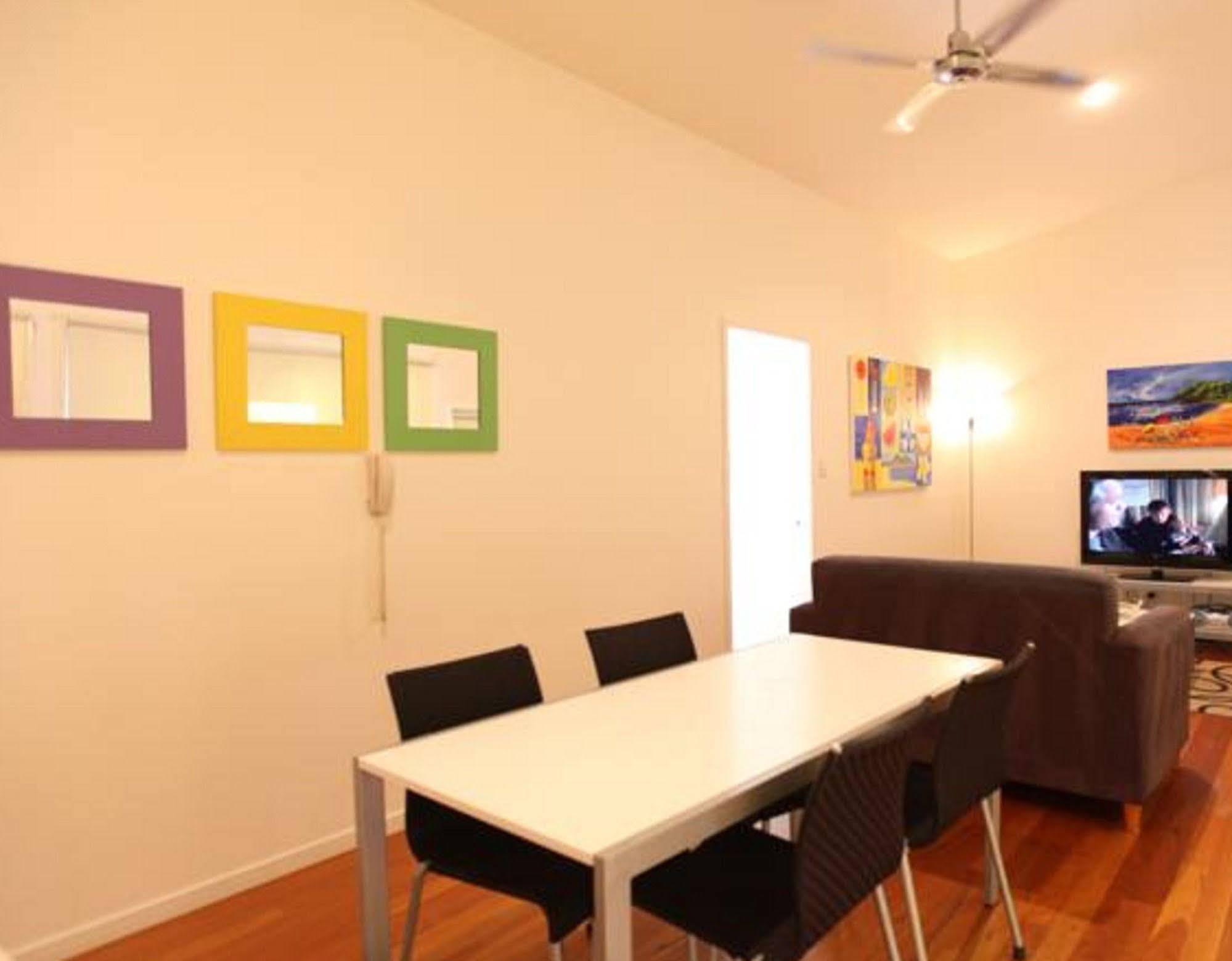 בלויס ביץ' Mobys Beachside Retreat מראה חיצוני תמונה