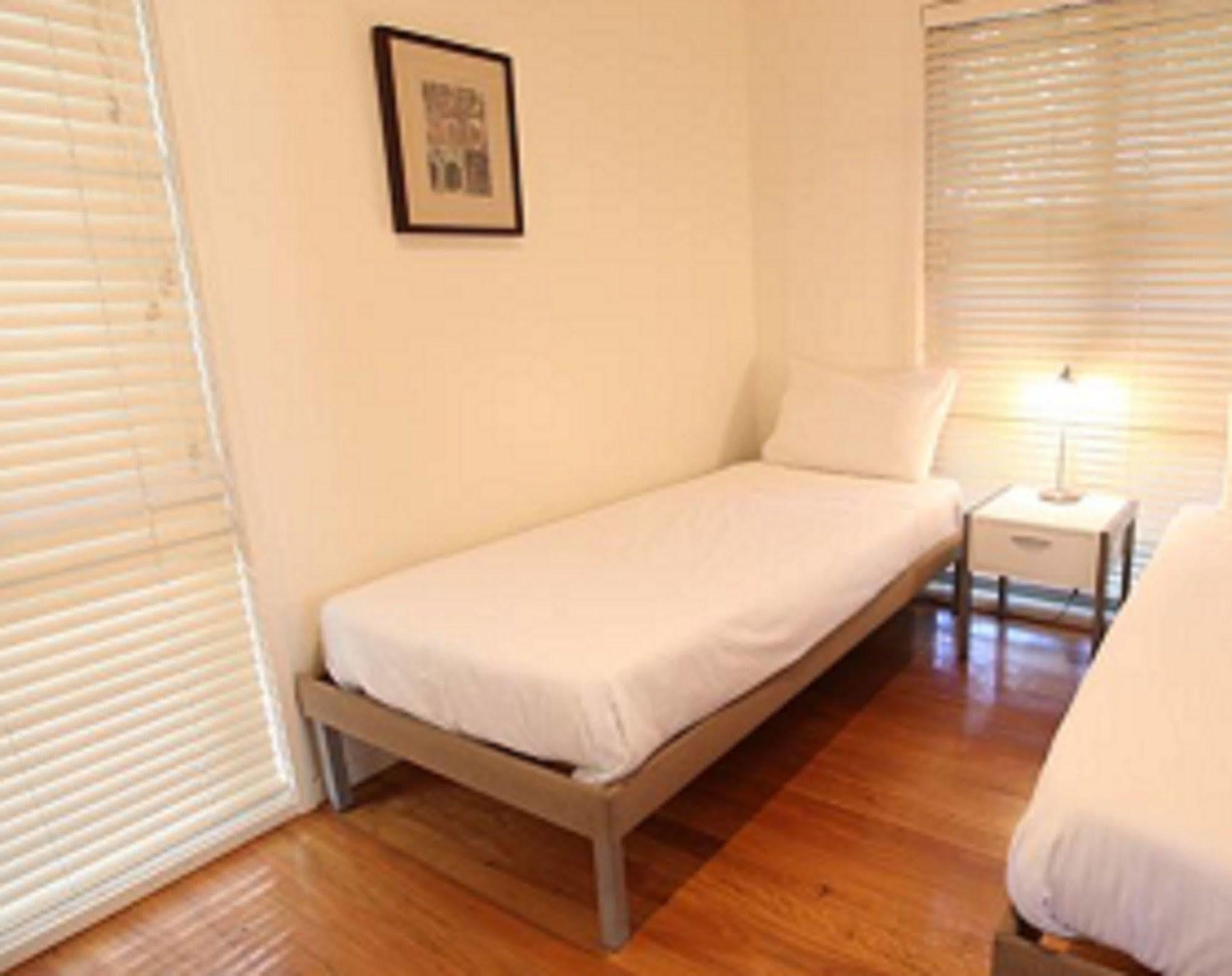 בלויס ביץ' Mobys Beachside Retreat מראה חיצוני תמונה